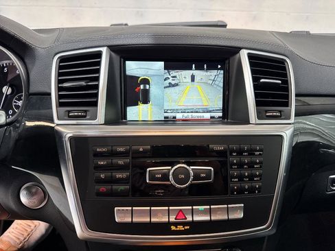 Used 2016 Mercedes-Benz GL 450 4MATIC image 45