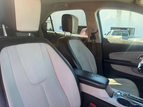 Used 2016 Chevrolet Equinox LTZ w/ Enhanced Convenience Package FWD image 26