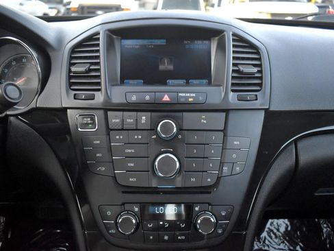 Used 2013 Buick Regal Premium FWD image 22