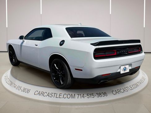 Used 2018 Dodge Challenger SXT Plus RWD image 3