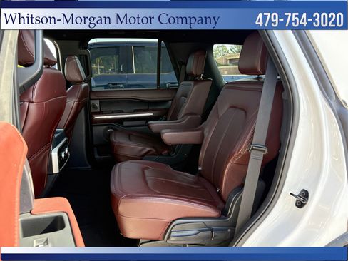 Used 2024 Ford Expedition Limited RWD image 32