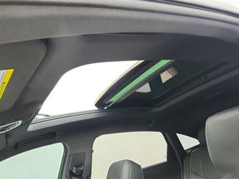 Used 2023 Audi e-tron S Prestige w/ Prestige Package image 55