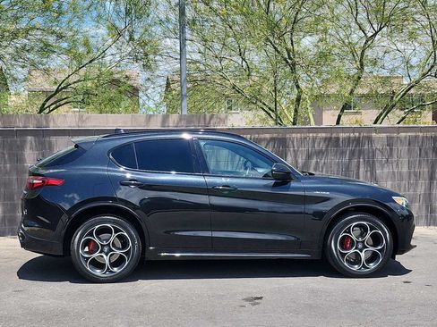 Used 2023 Alfa Romeo Stelvio Veloce AWD/4WD image 9