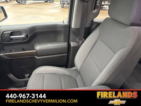 Used 2021 Chevrolet Silverado 1500 LT image 12