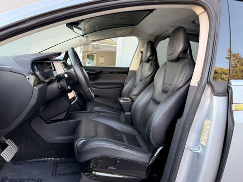 Used 2016 Tesla Model X Performance AWD/4WD image 18