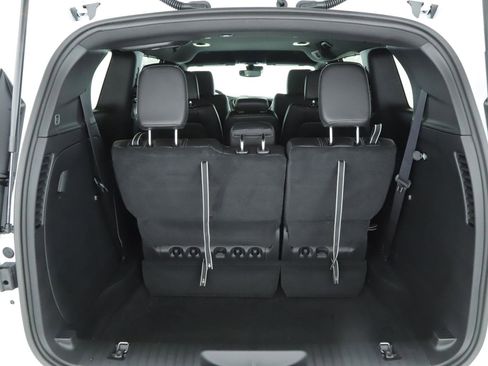 New 2026 Chrysler Pacifica Select image 15