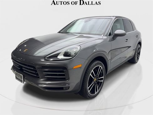 Used 2022 Porsche Cayenne image 2