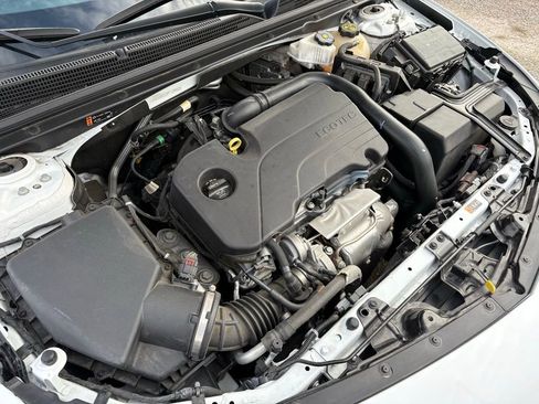 Used 2023 Chevrolet Malibu RS image 24