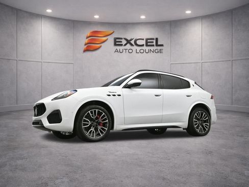 Used 2023 Maserati Grecale Modena image 44