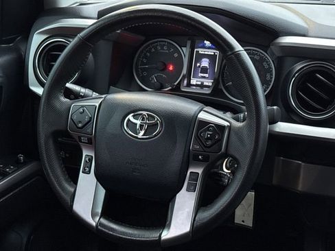 Used 2019 Toyota Tacoma SR5 image 14