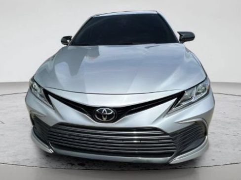 Used 2023 Toyota Camry LE FWD image 3