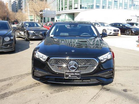 Used 2024 Mercedes-Benz E 350 4MATIC Sedan image 6