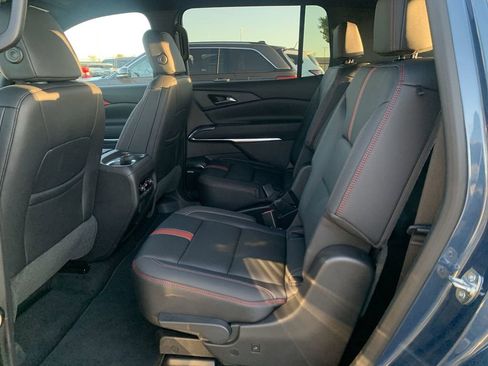 New 2026 Chevrolet Traverse RS image 23