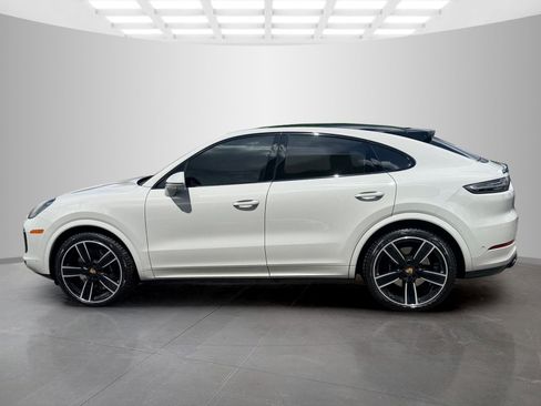 Used 2022 Porsche Cayenne Turbo AWD/4WD image 8
