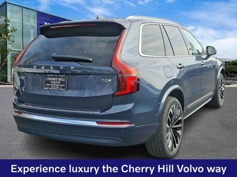 New 2026 Volvo XC90 T8 Plus w/ Protection Package Premier AWD/4WD image 5