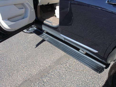 Used 2024 GMC Yukon Denali image 17