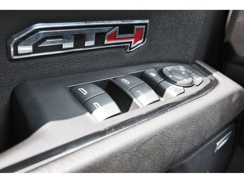 Used 2023 GMC Sierra 1500 AT4 w/ Technology Package AWD/4WD image 21