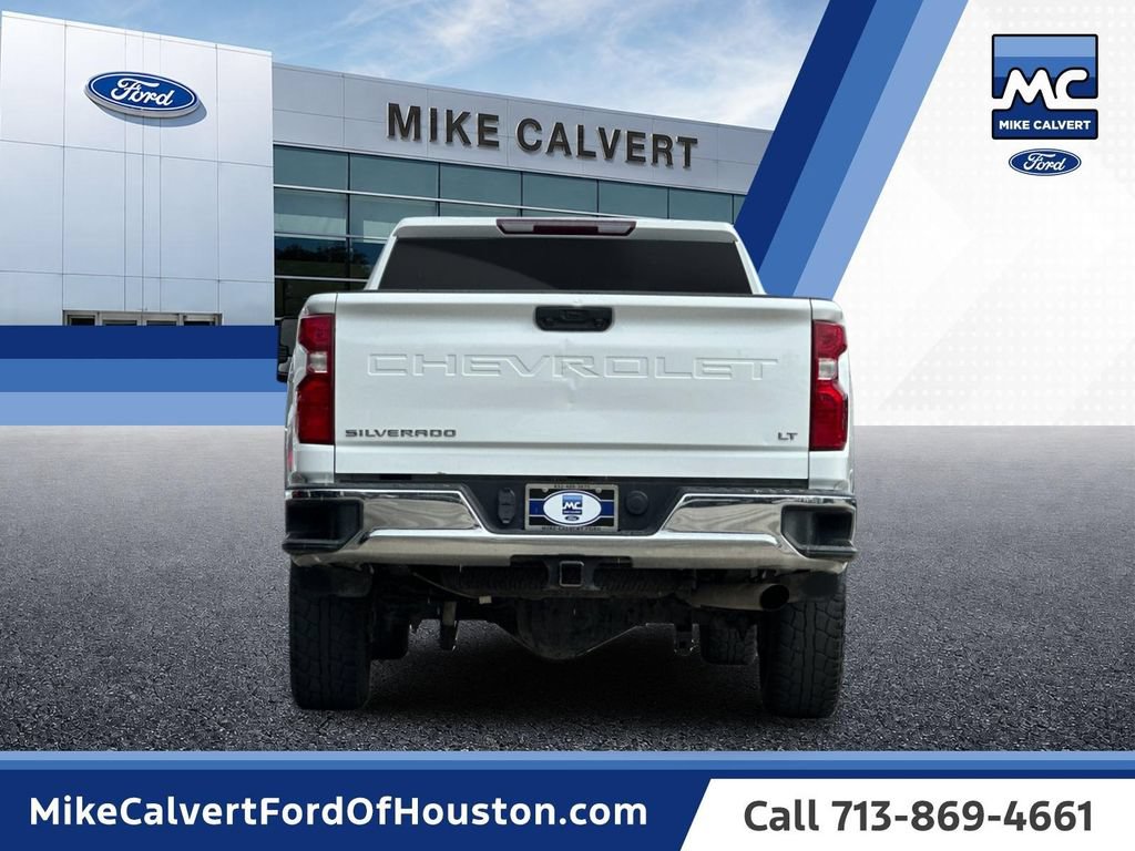 Used 2023 Chevrolet Silverado 3500 LT w/ Convenience Package AWD/4WD image 4