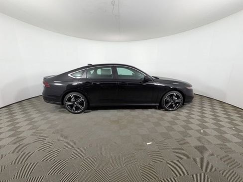 New 2025 Honda Accord Sport image 31