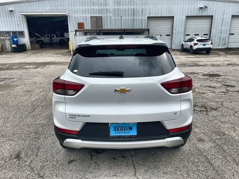 Certified 2025 Chevrolet TrailBlazer LT AWD/4WD image 30