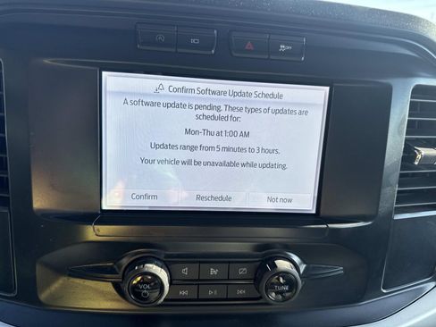 Used 2022 Ford F150 XL w/ Trailer Tow Package image 24