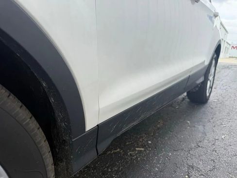 Used 2016 Ford Escape Titanium FWD image 5