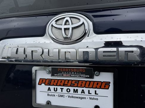 Used 2019 Toyota 4Runner Limited AWD/4WD image 33