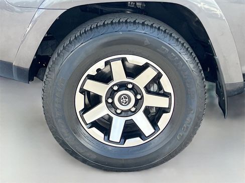 Used 2023 Toyota 4Runner TRD Off-Road Premium image 30