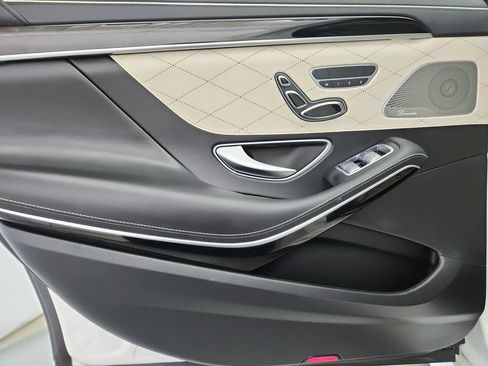 Used 2015 Mercedes-Benz S 550 4MATIC Sedan image 30