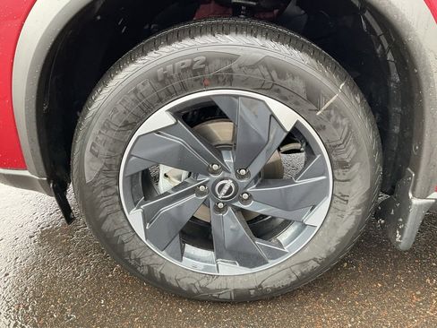 Used 2026 Nissan Rogue SV w/ Cold Weather Package image 9