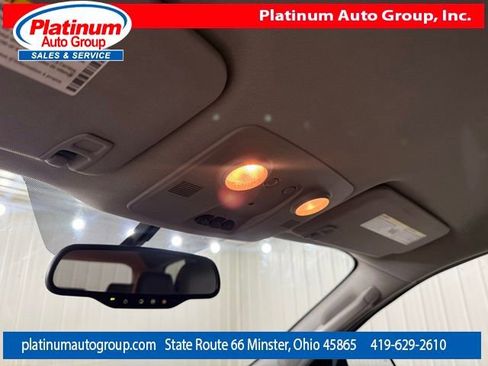 Used 2017 Chevrolet Traverse LT AWD/4WD image 23