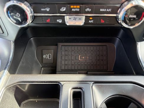 New 2025 Ford F150 XLT w/ Equipment Group 302A MID image 24