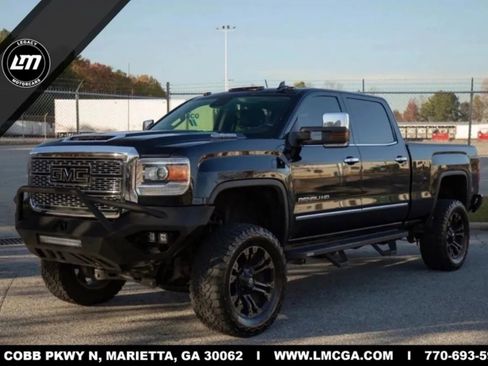 Used 2019 GMC Sierra 2500 Denali w/ Duramax Plus Package image 1
