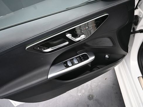 Used 2023 Mercedes-Benz C 300 4MATIC Sedan image 19