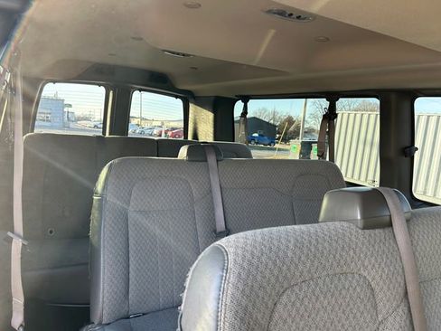 Used 2023 Chevrolet Express 3500 LT w/ LT Preferred Equipment Group image 13