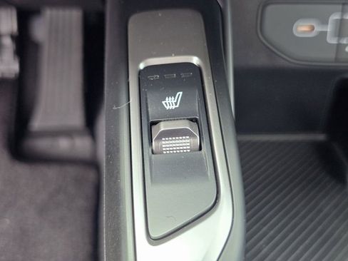 Used 2025 Kia Sorento S w/ Panoramic Sunroof Package image 26