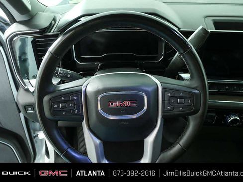 Used 2025 GMC Sierra 1500 SLT AWD/4WD image 8
