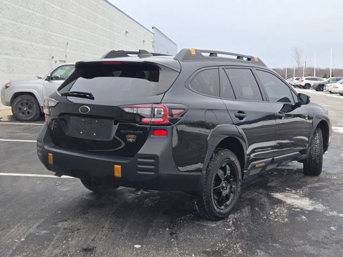 Certified 2022 Subaru Outback Wilderness image 11