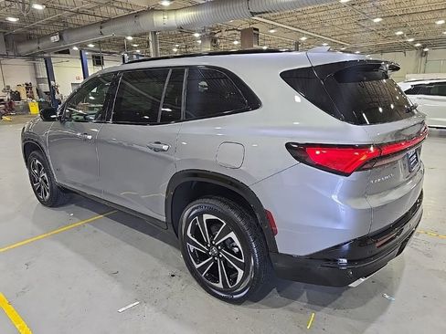 New 2026 Buick Enclave Sport Touring FWD image 5
