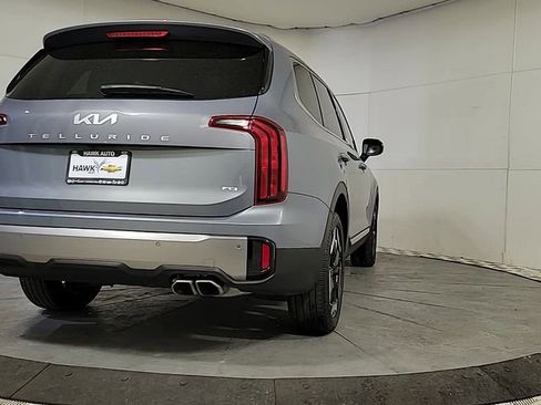 Used 2025 Kia Telluride S image 6