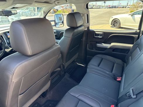 Used 2018 Chevrolet Silverado 1500 LT w/ All Star Edition AWD/4WD image 24
