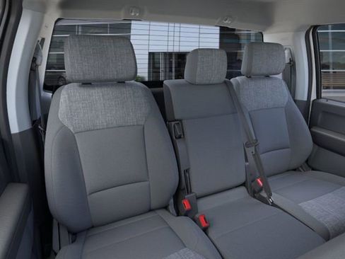 New 2025 Ford F250 XLT image 10