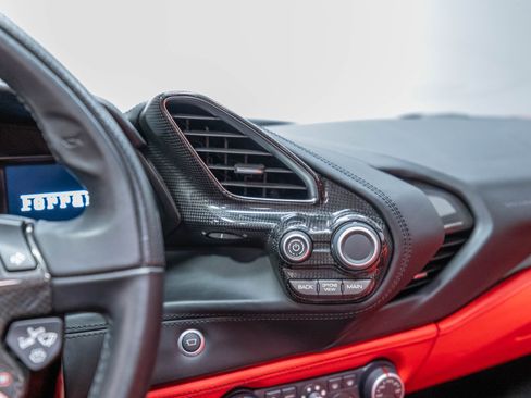 Used 2018 Ferrari 488 Spider RWD image 16