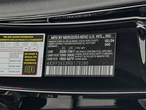 Used 2024 Mercedes-Benz GLS 450 4MATIC image 36