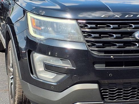 Used 2017 Ford Explorer Sport AWD/4WD image 12