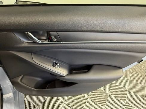 Used 2022 Honda Accord Sport image 41
