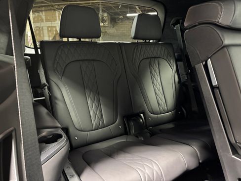 Used 2024 BMW X7 xDrive40i w/ Executive Package AWD/4WD image 43