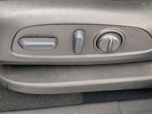 Used 2022 Chevrolet Equinox LT image 14