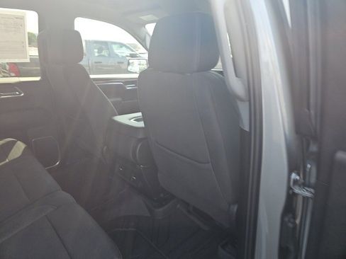 Used 2023 Chevrolet Silverado 1500 LT image 12
