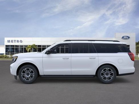 New 2026 Ford Expedition Max Active RWD image 3